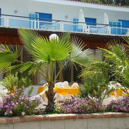 Baia Del Sole Hotel Паестум Екстериор снимка