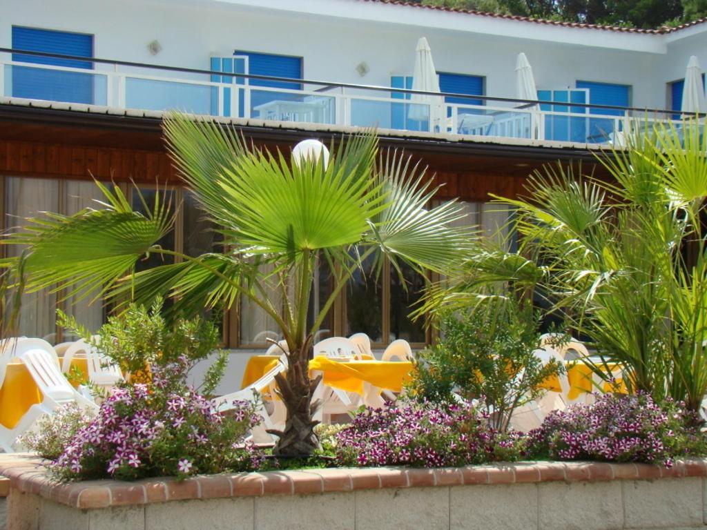 Baia Del Sole Hotel Паестум Екстериор снимка